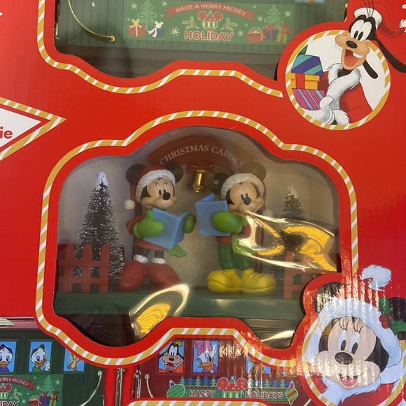 Disney Mickey Mouse Holiday Express Train Set 36 pieces - Picture 5 of 11